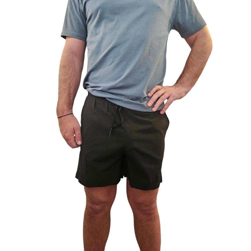 NEW MONO B essential everyday short in black